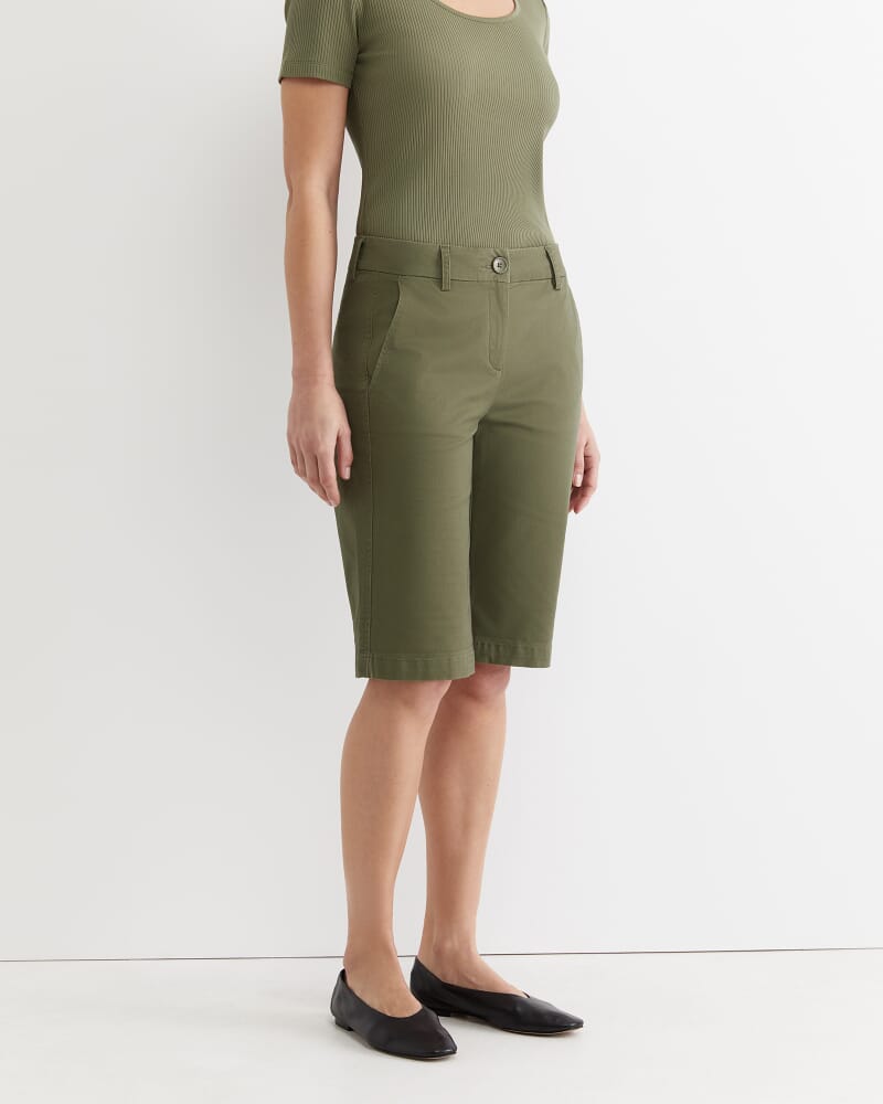 Laura Chino Short in KHAKI