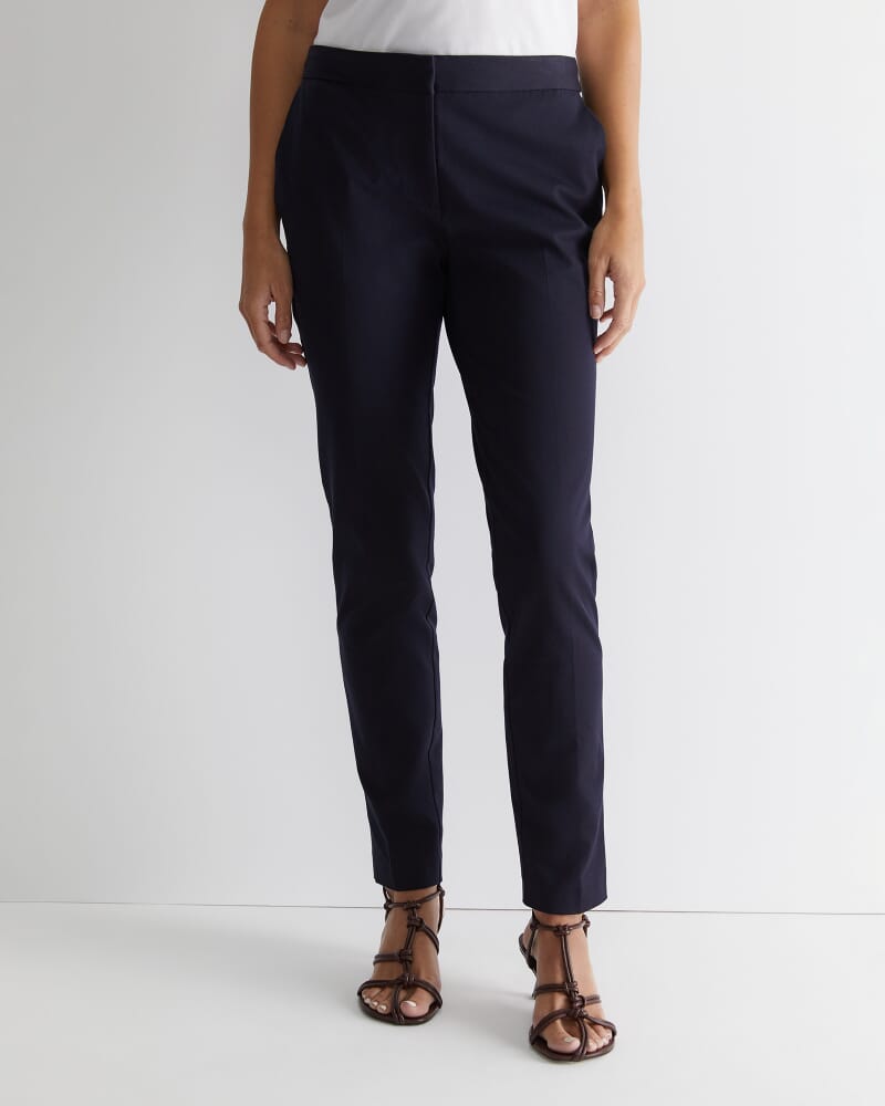 Yvonne Pant in NAVY