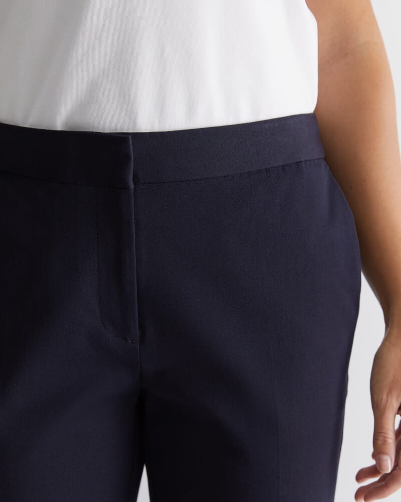 Yvonne Pant in NAVY