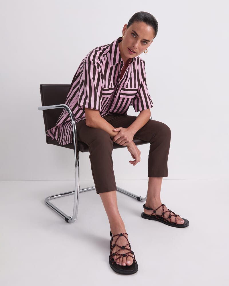 Evie Capri Pant in CHOCOLATE