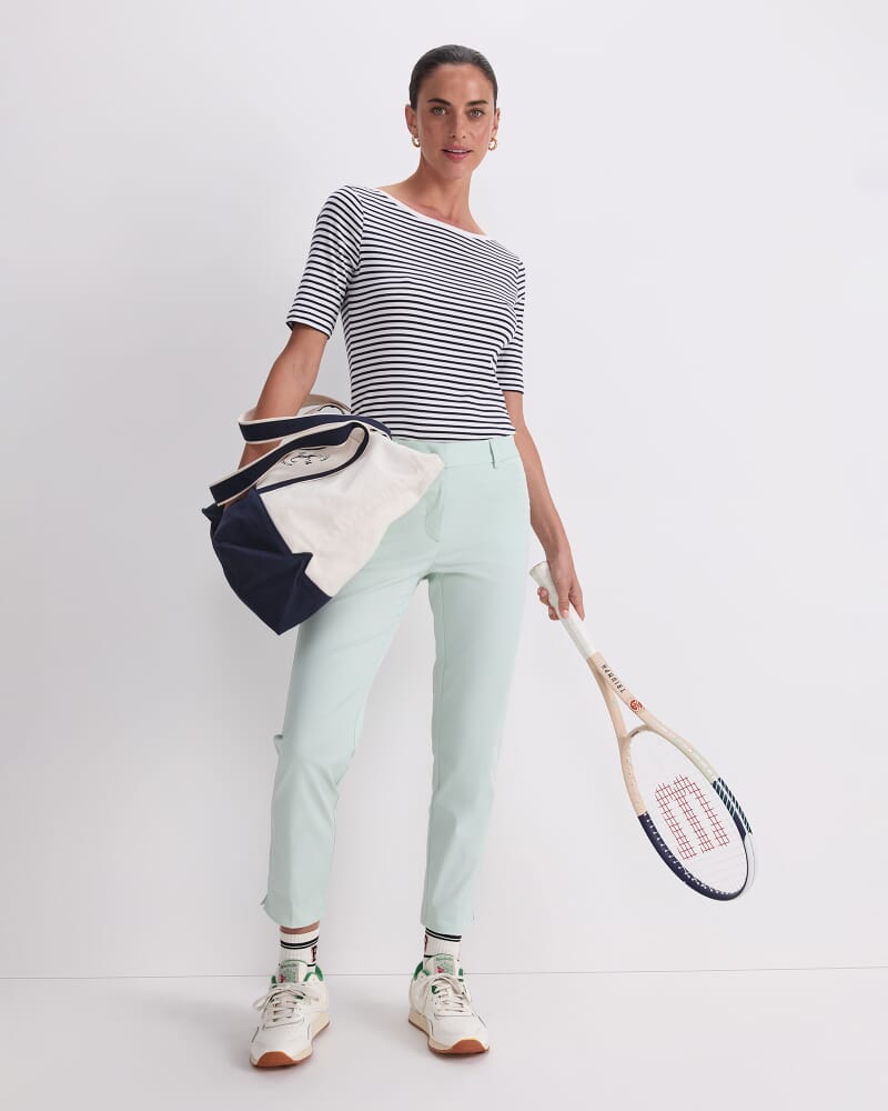 Evie Capri Pant in MINT