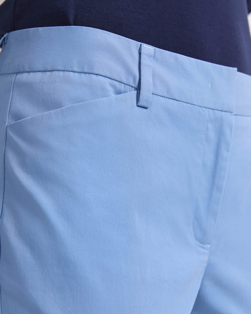 Evie Capri Pant in CERULEAN