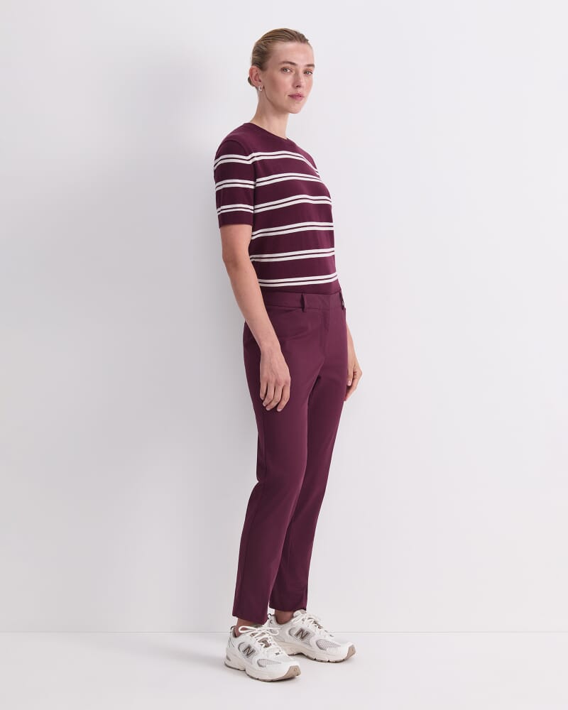 Evie Capri Pant in FIG