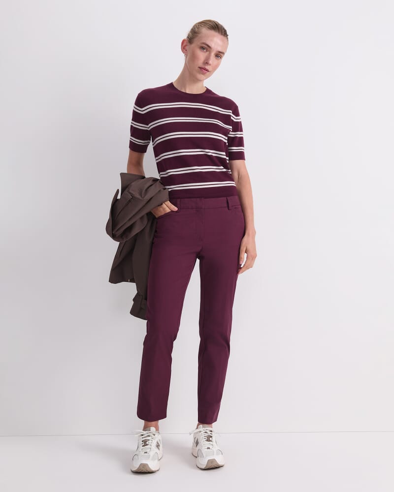 Evie Capri Pant in FIG