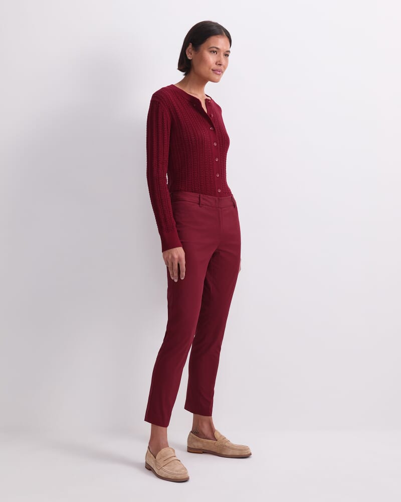 Evie Capri Pant in PINOT