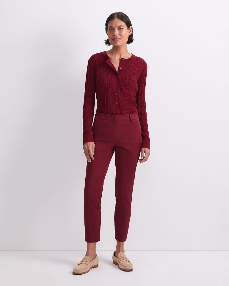 Evie Capri Pant in PINOT