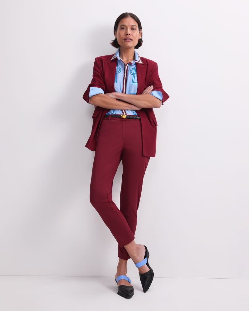 Evie Capri Pant in PINOT
