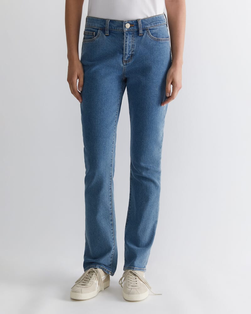 Simone Straight Jean in MID WASH