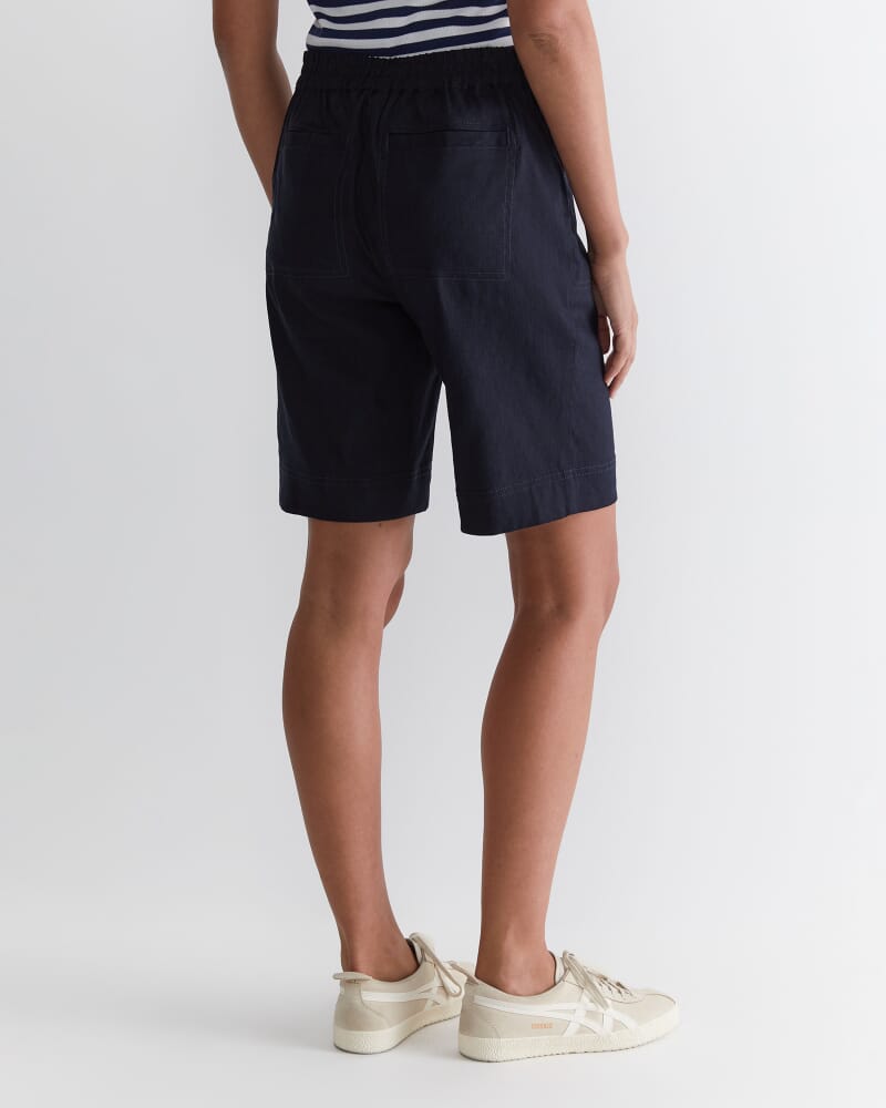 Rosa Linen Short in CLASSIC NAVY