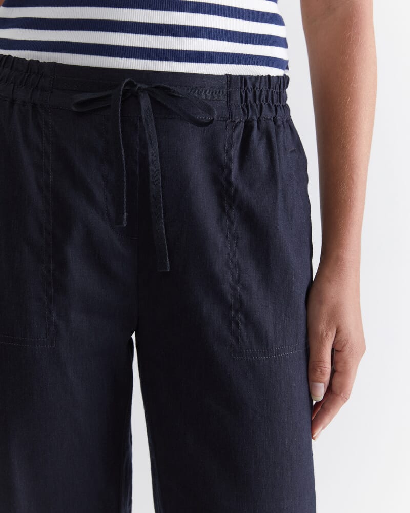 Rosa Crop Linen Pant in CLASSIC NAVY