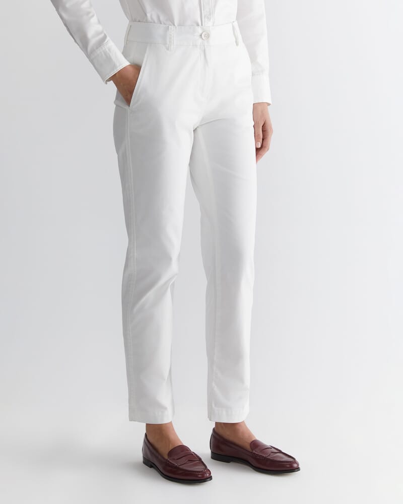 Laura Relaxed Chino in WHITE