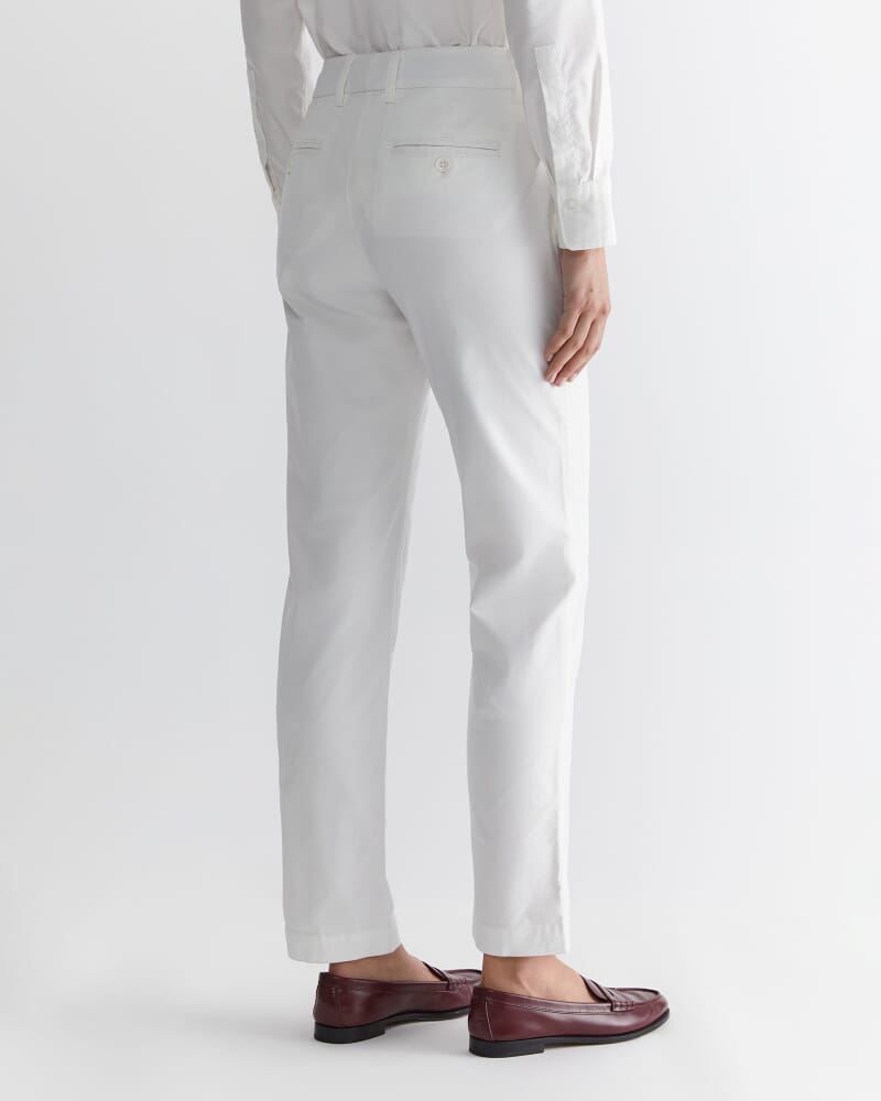 Laura Relaxed Chino in WHITE