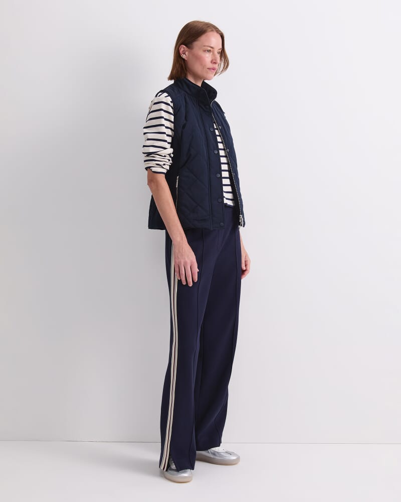 Vera Quilted Vest in NAVY