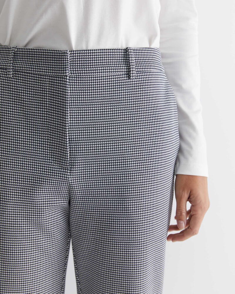 Evie Houndstooth Ponte Pant in BLACK MULTI
