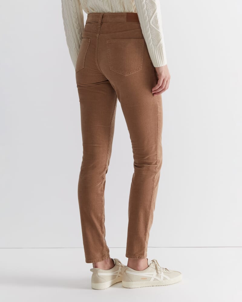 Cleo Cord Jean in CAMEL