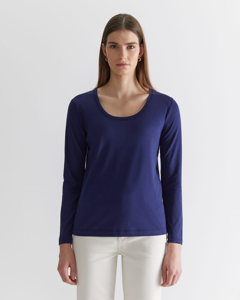 Lola Long Sleeve Tee in NAVY