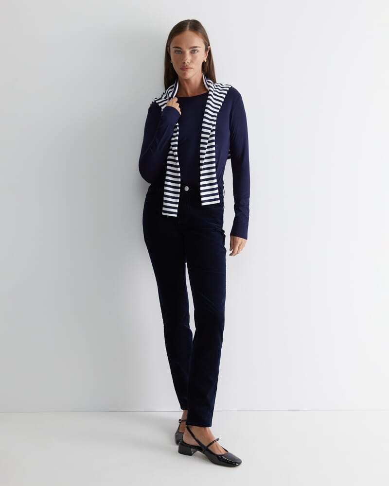 Magic Long Sleeve Tee in NAVY