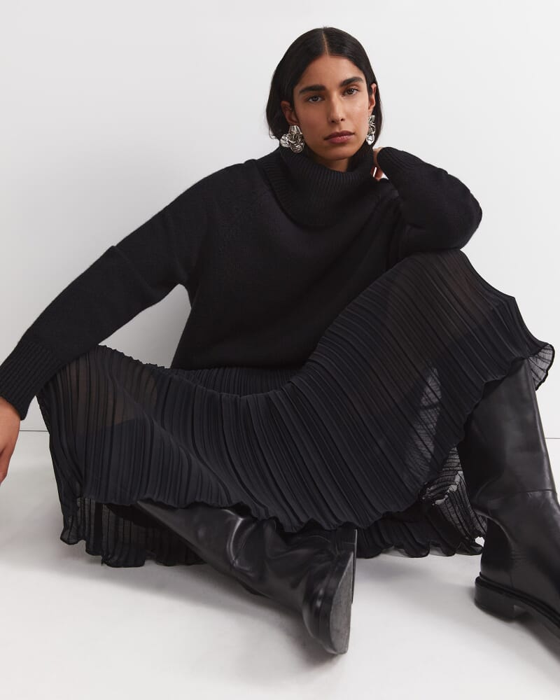 Sunshine Chunky Sweater in BLACK