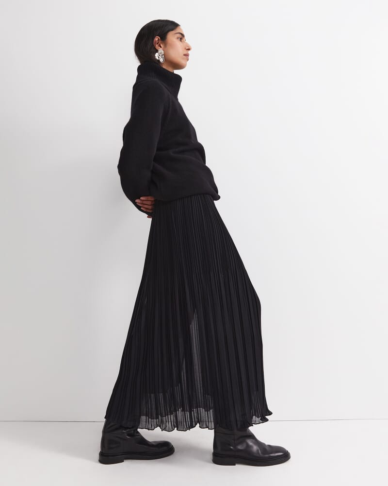 Sunshine Chunky Sweater in BLACK