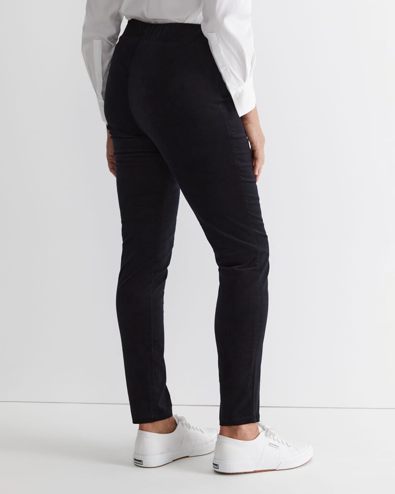 Felicity Velvet Pull On Pant in BLACK