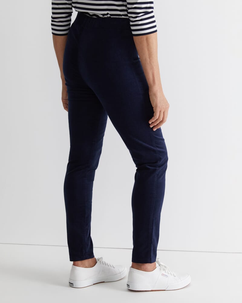 Felicity Velvet Pull On Pant in NAVY