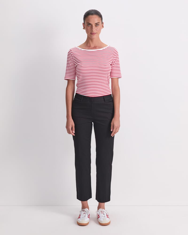 Evie Straight Capri Pant in BLACK