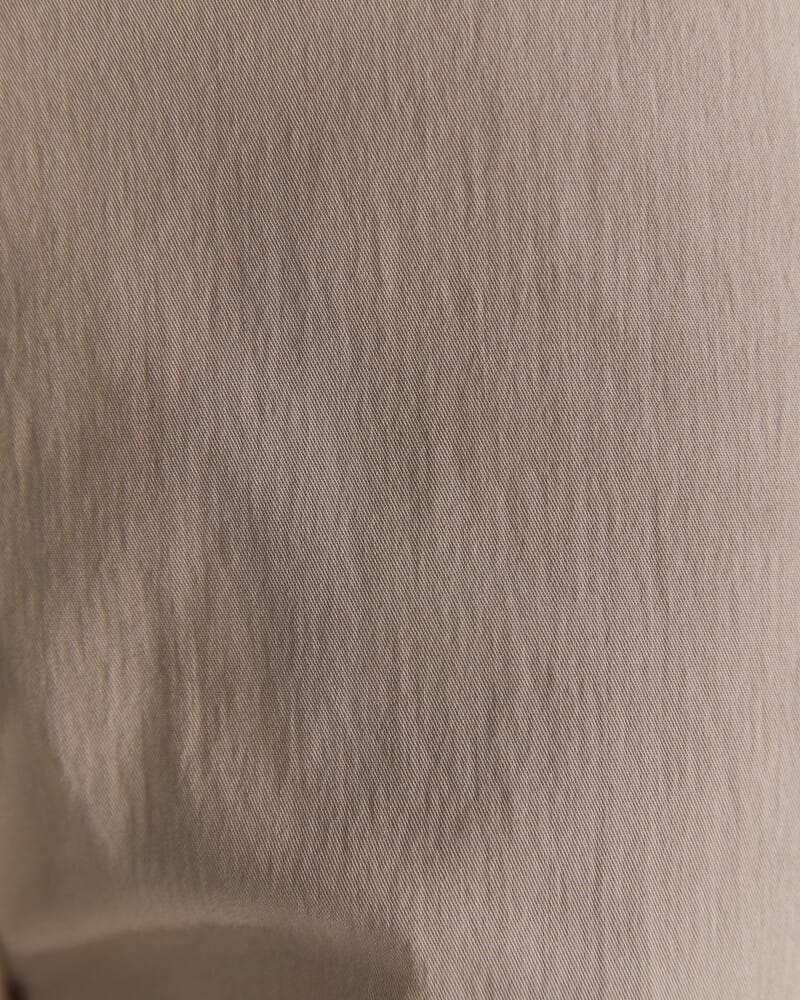 Evie Straight Capri Pant in CAPPUCCINO