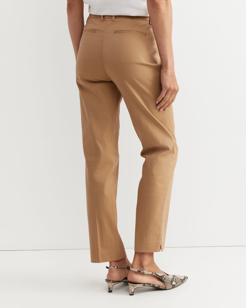 Evie Straight Capri Pant in TAN