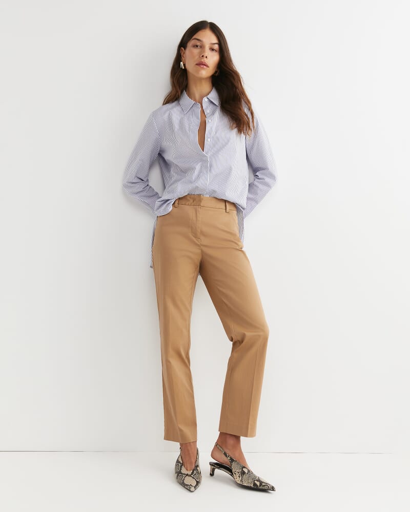 Evie Straight Capri Pant in TAN