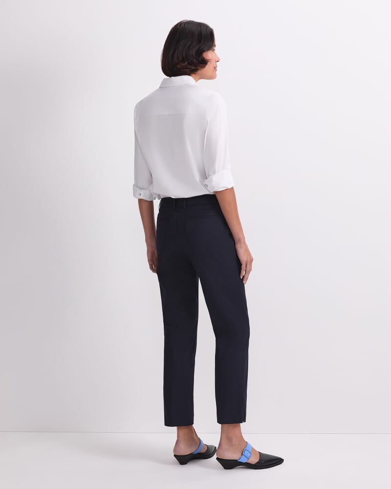 Evie Straight Capri in CLASSIC NAVY