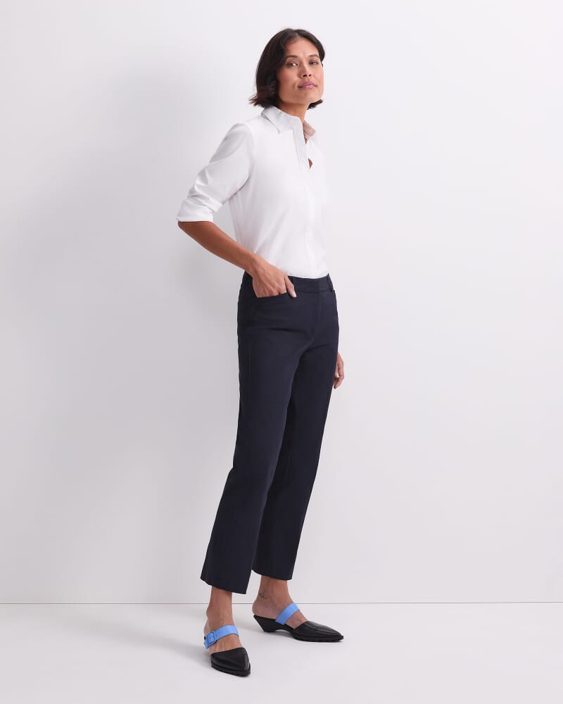 Evie Straight Capri in CLASSIC NAVY