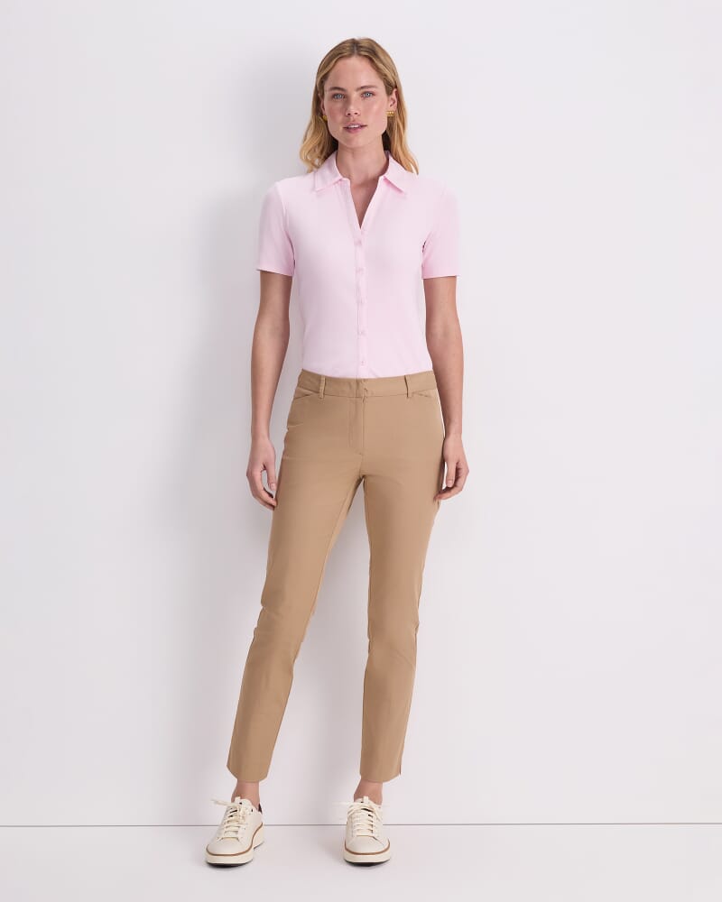 Evie Straight Capri in PEBBLE