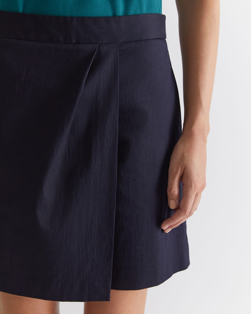 Evie Golf Skort in CLASSIC NAVY