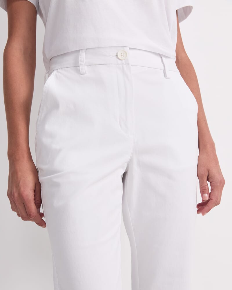 Laura Straight Chino Pant in WHITE