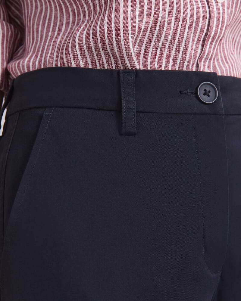 Laura Straight Chino Pant in NAVY