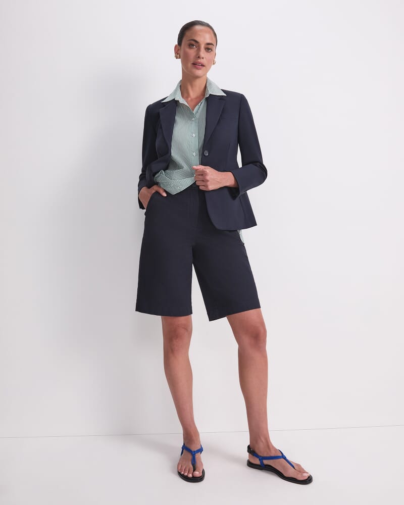 Laura Chino Short in NAVY