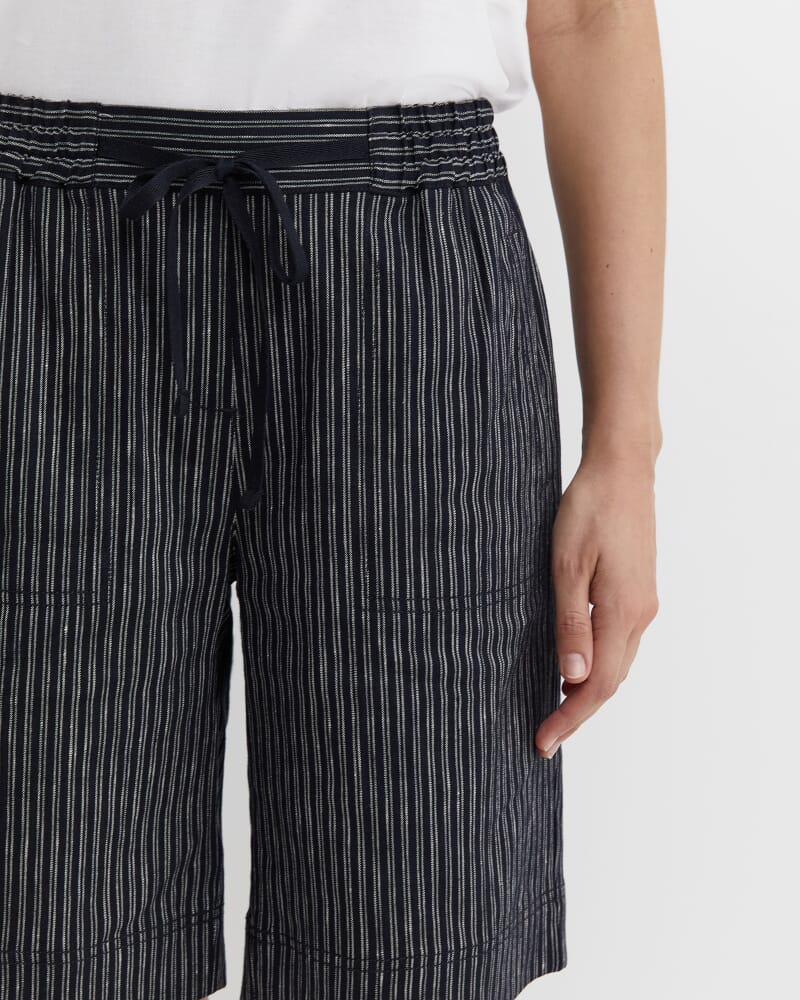 Rosa Stripe Linen Short in NAVY/WHITE