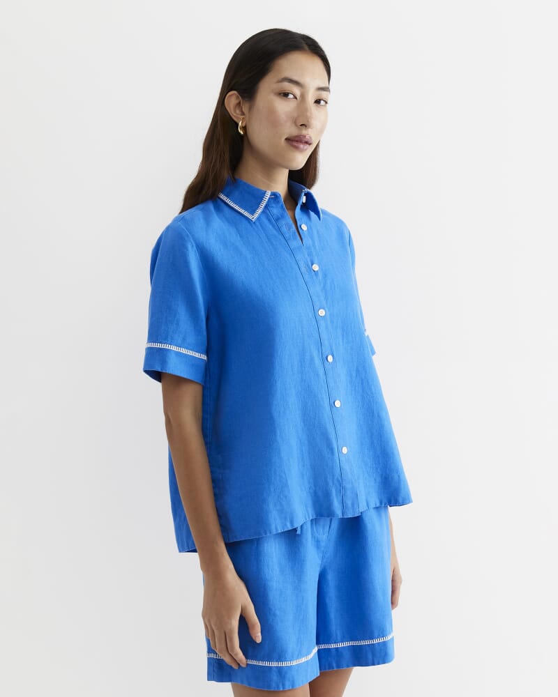 Lulu Blanket Stitch Linen Shirt in PEACOCK