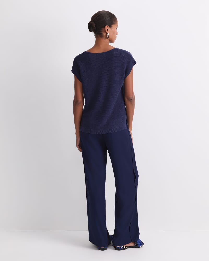 Luisa V-Neck Knit Top in NAVY