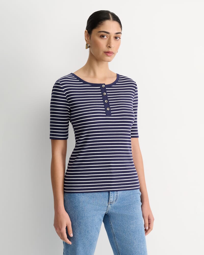 Allie Rib Henley Tee in NAVY/WHITE
