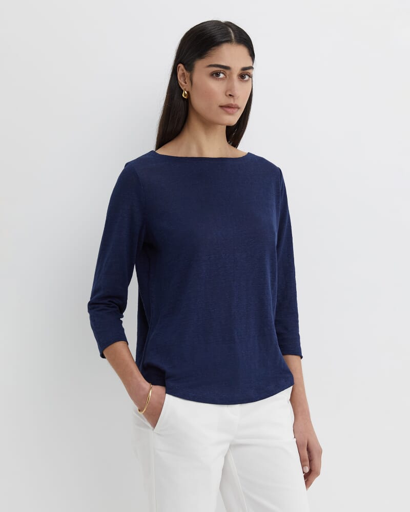 Cecile Linen Top in NAVY