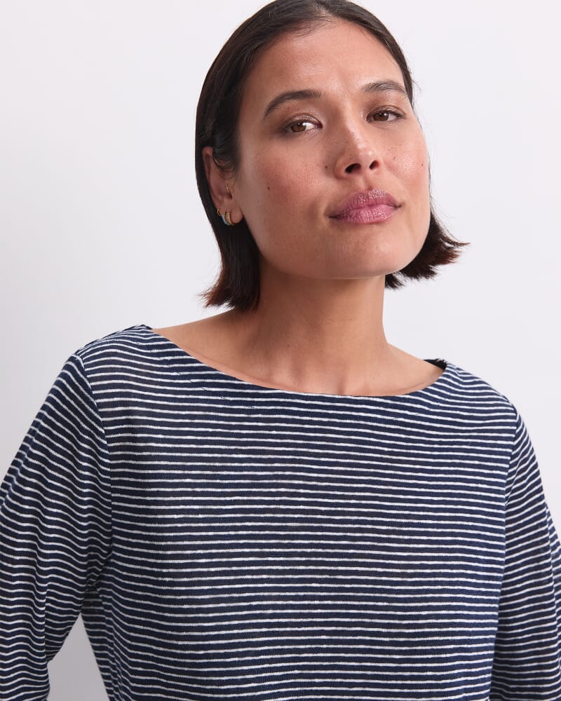 Cecile Linen Top in WHITE/NAVY
