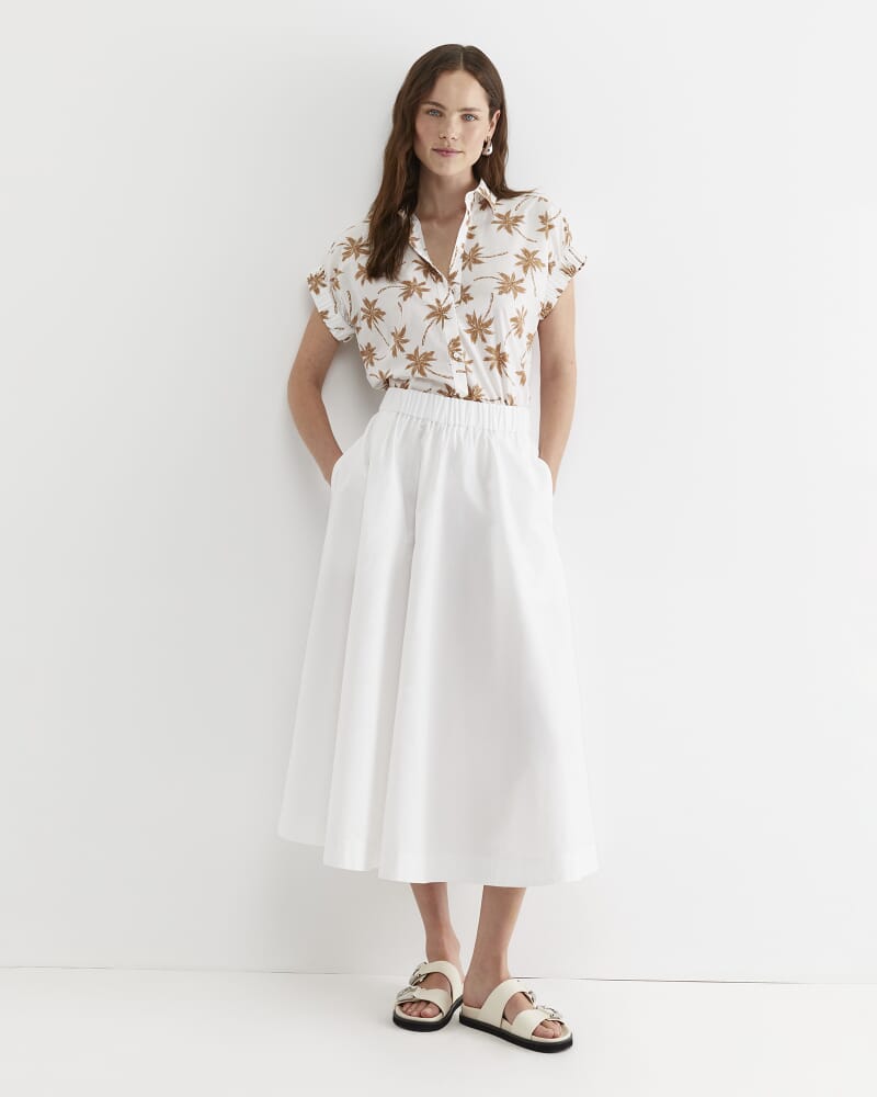 Palm Short Sleeve Lily Voile Shirt in TAN/WHITE