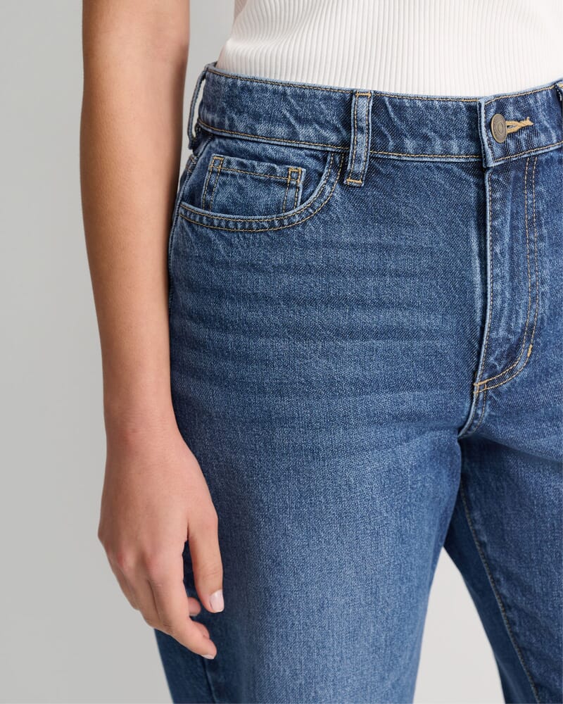 Pippa Barrel Jean in BLUE WASH