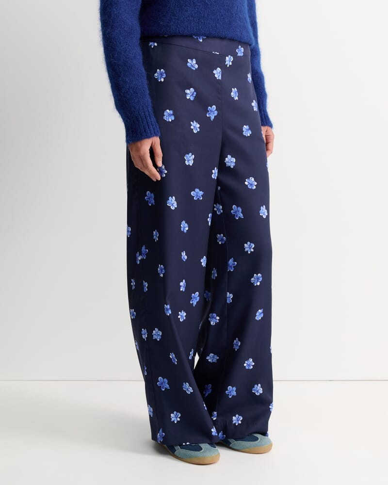 Ila Wide Leg Pant in MULTI NAVY