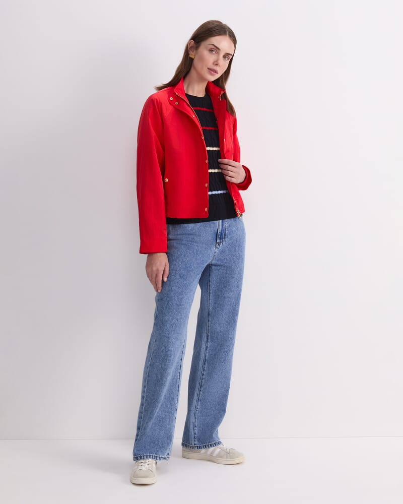 Tia Windcheater in SCARLET