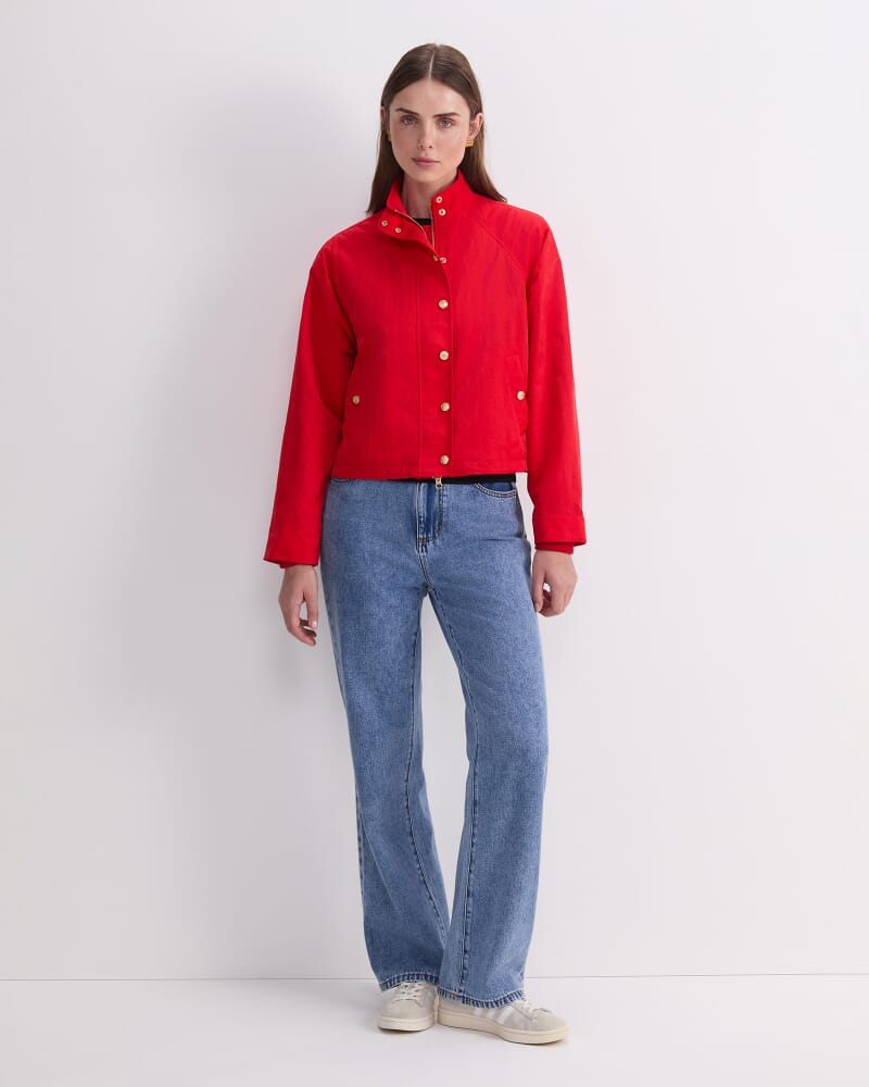 Tia Windcheater in SCARLET
