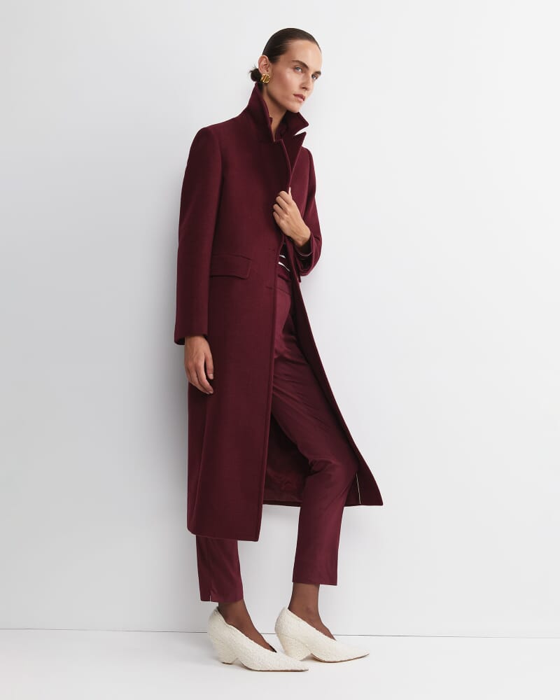 Saskia Single Breasted Coat in WINE