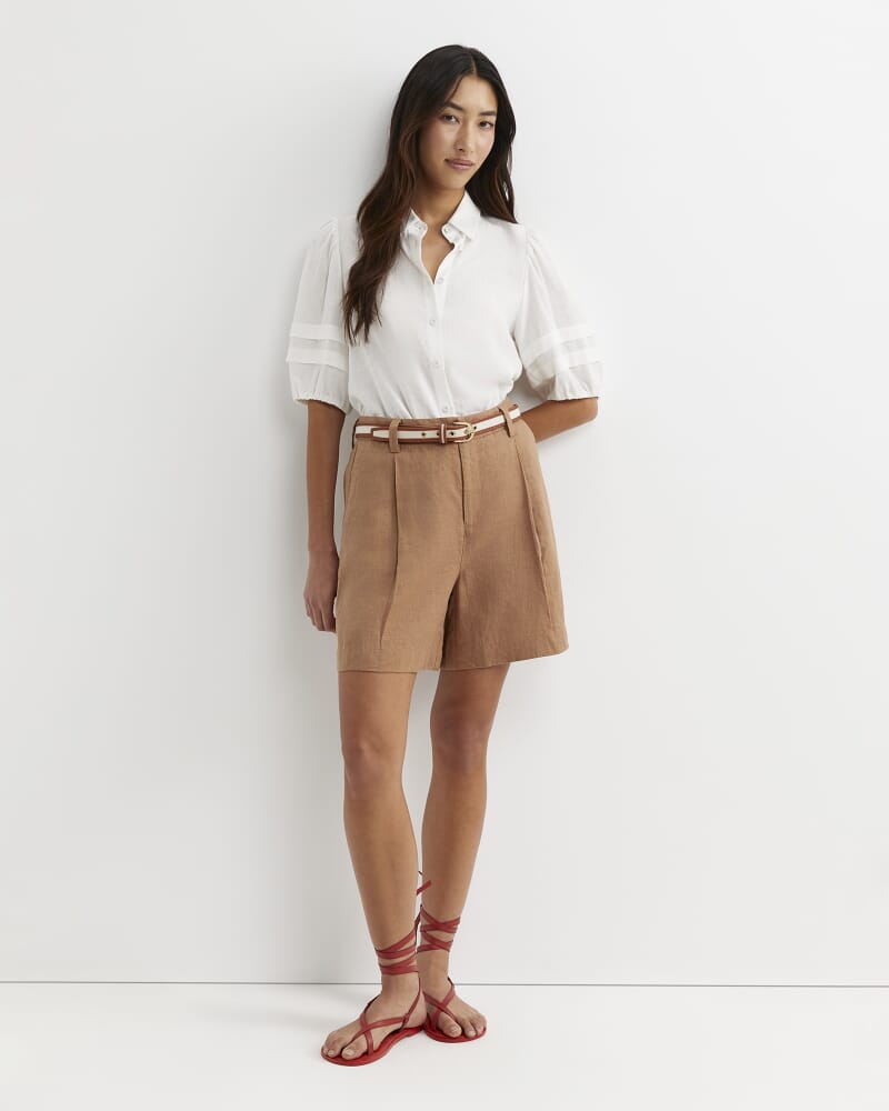Lilou Linen Short in TAN