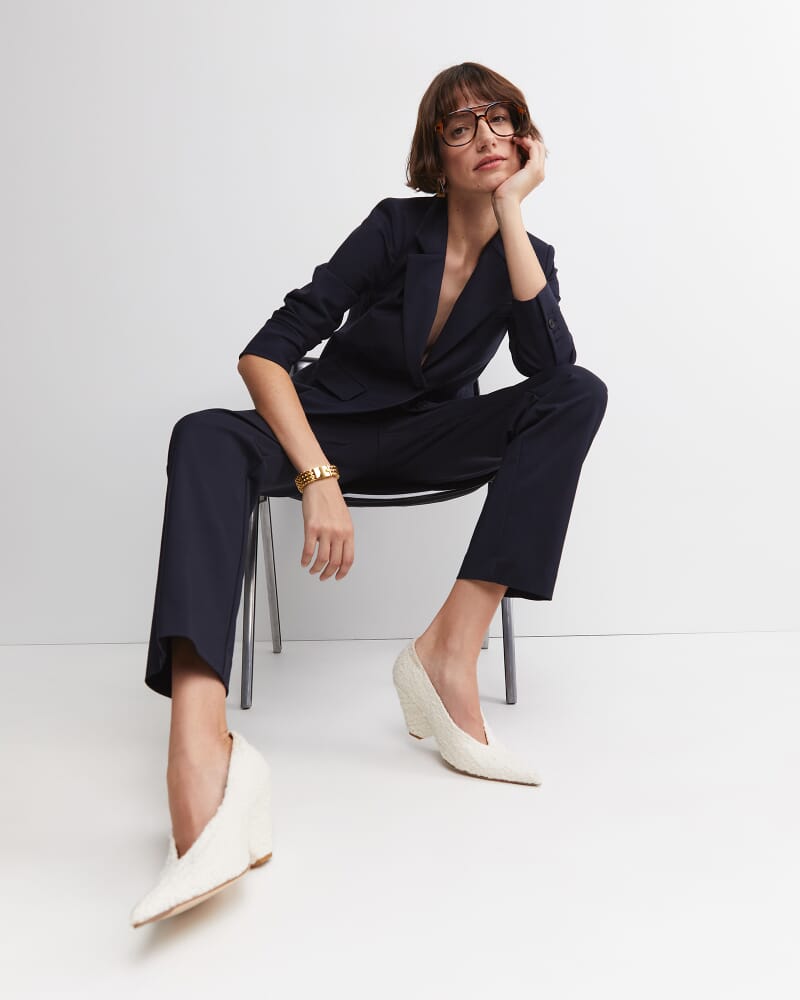 Yvette Straight Pant in NAVY